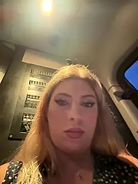 Snapshot of Alicedream5 chatting on September 12, 2025, 3:28 am Alicedream5 online show from September 12, 2025, 3:28 am