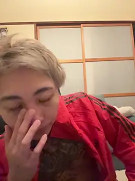 Snapshot of ryokunero chatting on March 10, 2025, 4:46 pm ryokunero online show from March 10, 2025, 4:46 pm