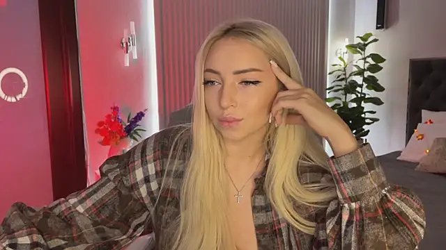 OhMyEmma online show from October 11, 2025, 1:17 am