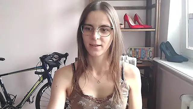 love megi online show from July 15, 2026, 1:29 pm