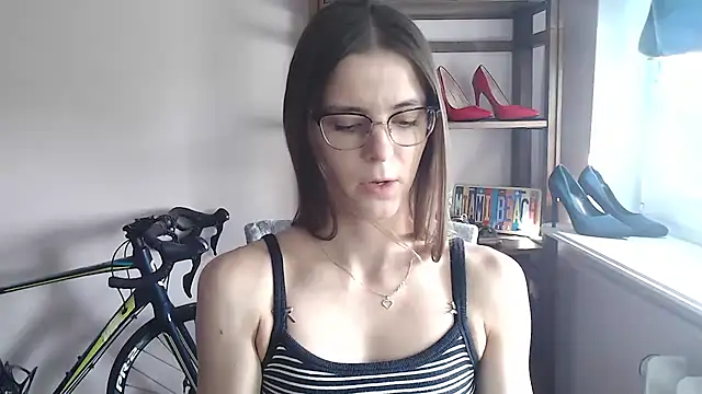 love megi online show from June 30, 2026, 1:33 pm