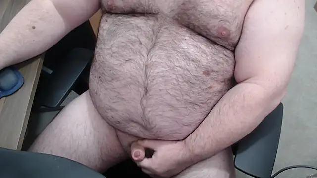 SmallBearUK online show from April 2, 2026, 10:22 am