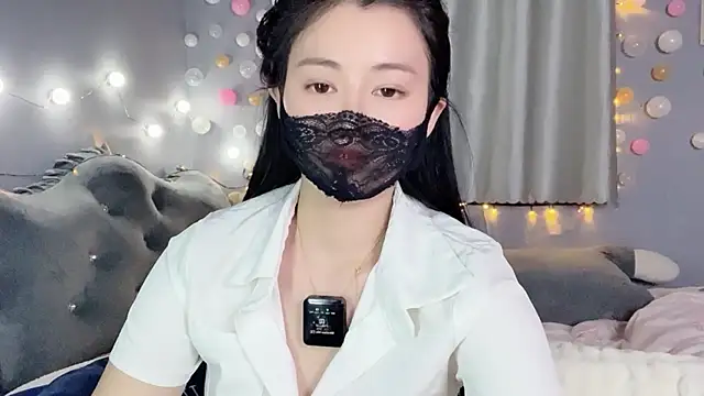 Snapshot of MI_KA22 chatting on January 12, 2026, 7:09 pm MI KA22 online show from January 12, 2026, 7:09 pm