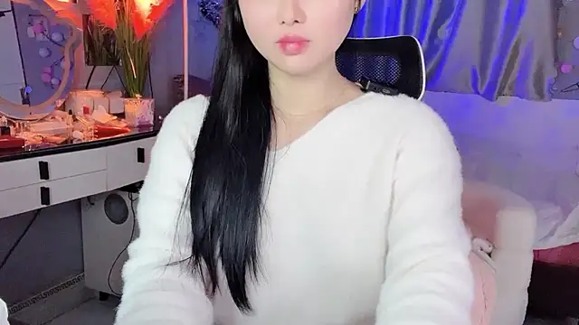 Snapshot of MI_KA22 chatting on January 7, 2026, 6:02 pm MI KA22 online show from January 7, 2026, 6:02 pm