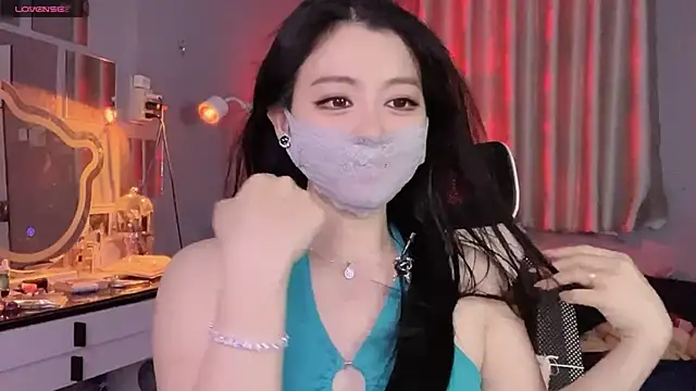 Snapshot of MI_KA22 chatting on October 2, 2025, 6:39 am MI KA22 online show from October 2, 2025, 6:39 am