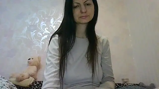 AliseWats online show from April 7, 2026, 10:11 pm