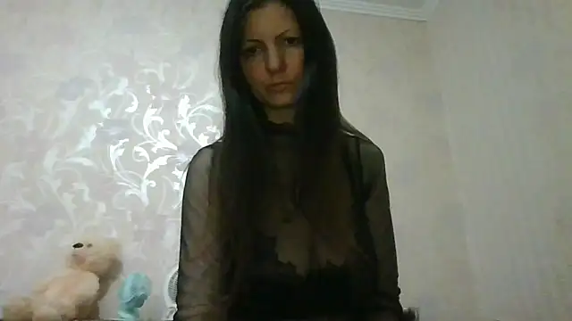 AliseWats online show from June 14, 2026, 7:37 pm