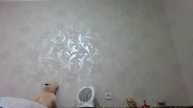 AliseWats online show from July 4, 2026, 8:57 pm
