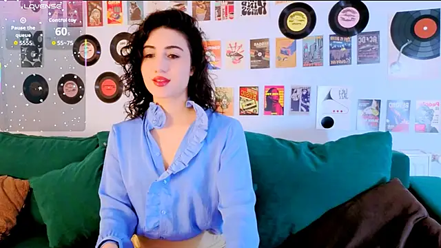 Maya Rogerss online show from April 23, 2026, 2:40 pm