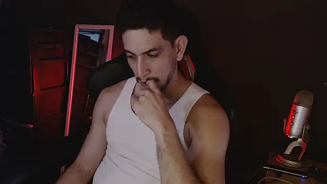 chicoinhibido online show from June 27, 2026, 3:23 am