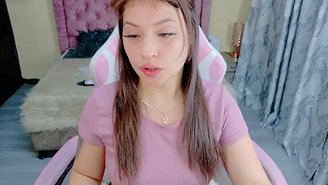 Snapshot of sweet__thang chatting on April 25, 2026, 4:48 am sweet thang online show from April 25, 2026, 4:48 am