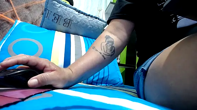 ANA-BULLOCK- online show from November 1, 2025, 12:10 pm