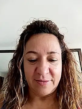 weet Evans    online show from November 8, 2025, 7:39 pm