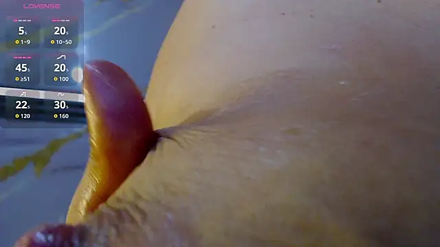 Snapshot of Zoebreastmilk2 chatting on November 21, 2025, 4:17 pm Zoebreastmilk2 online show from November 21, 2025, 4:17 pm