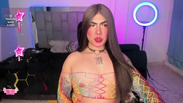 Sophie whitexxx online show from July 16, 2026, 1:46 am
