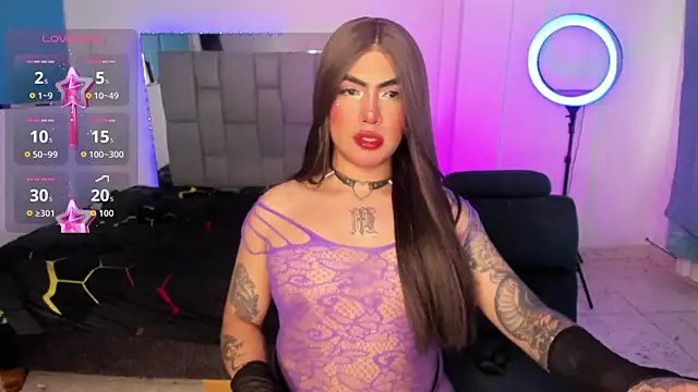 Sophie whitexxx online show from July 19, 2026, 9:00 pm