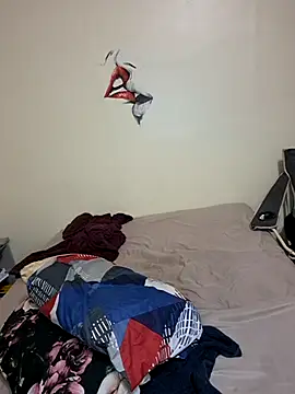 bakedsnackmmh online show from January 31, 2026, 8:18 pm