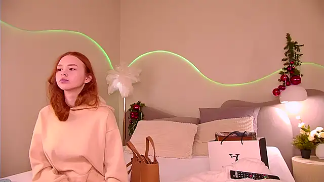 MiraBliss online show from December 21, 2025, 9:48 pm