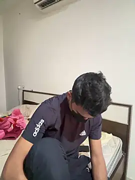 Hotswetie online show from March 20, 2025, 2:19 am