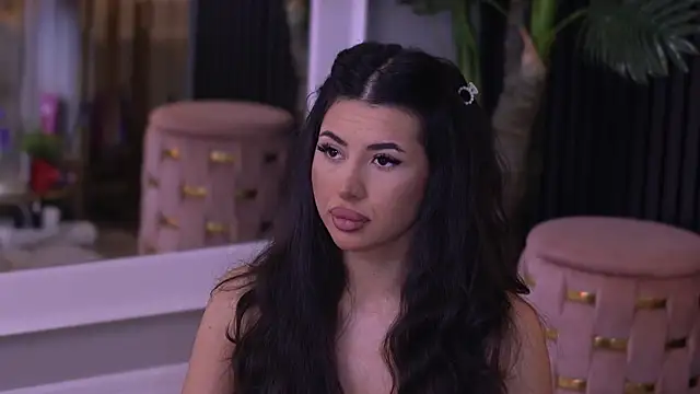 Snapshot of TanyaVonDe chatting on March 23, 2026, 5:46 pm TanyaVonDe online show from March 23, 2026, 5:46 pm