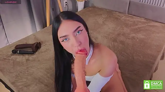 aGaGatha online show from December 18, 2025, 8:52 am