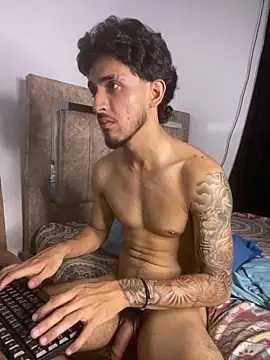 Snapshot of Zayn_kane chatting on May 16, 2026, 2:10 am Zayn kane online show from May 16, 2026, 2:10 am