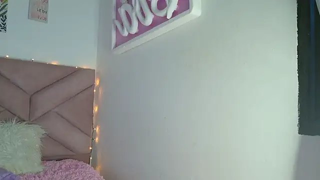 eva sin18 online show from March 25, 2026, 11:25 pm