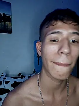 Snapshot of dareck_18 chatting on July 26, 2026, 1:45 am dareck 18 online show from July 26, 2026, 1:45 am