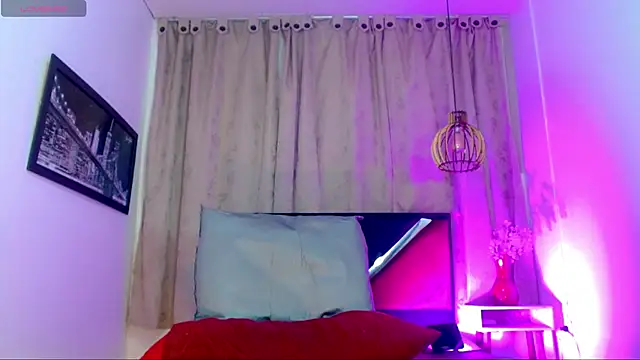 alexsandra kiss online show from May 28, 2026, 11:27 am
