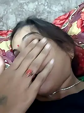 Hotty-Nidhi online show from January 13, 2026, 3:32 am