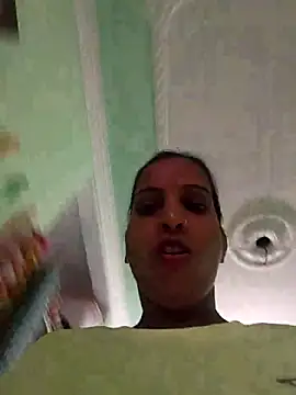 Hotty-Nidhi online show from December 19, 2025, 2:48 am