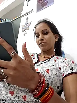 Hotty-Nidhi online show from June 12, 2026, 3:48 am