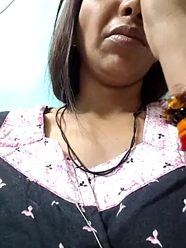 Hotty-Nidhi online show from June 15, 2026, 1:17 am