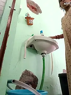 Hotty-Nidhi online show from March 2, 2026, 3:07 am