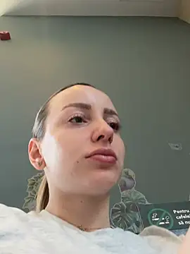 AlexisWhit online show from March 10, 2026, 9:13 am