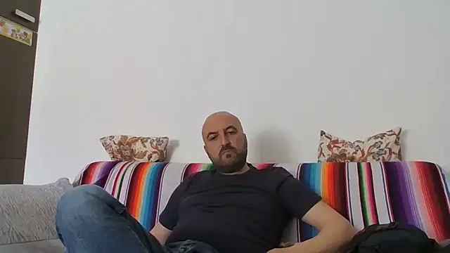 maxxxio12 online show from April 18, 2026, 11:01 am