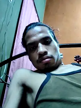 rahulsingh1005 online show from March 12, 2025, 2:34 pm