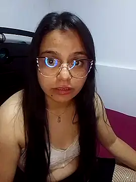 Snapshot of AnaHobson chatting on March 11, 2025, 8:20 pm AnaHobson online show from March 11, 2025, 8:20 pm