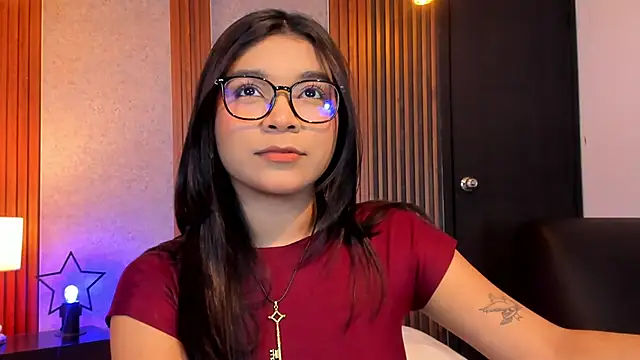 Abby sinss online show from December 18, 2025, 8:01 pm