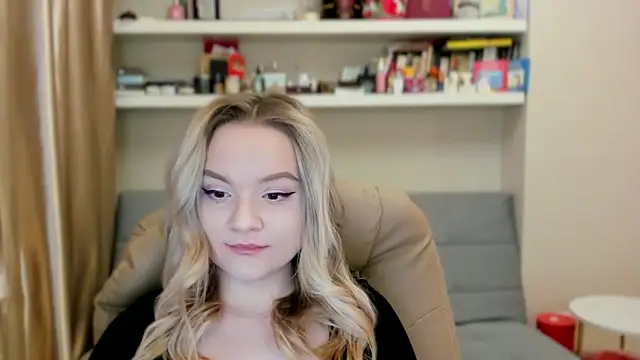 Kara Smith  online show from March 20, 2026, 10:55 pm