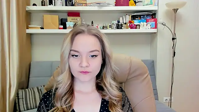 Snapshot of Kara_Smith_ chatting on January 10, 2025, 11:50 pm Kara Smith  online show from January 10, 2025, 11:50 pm
