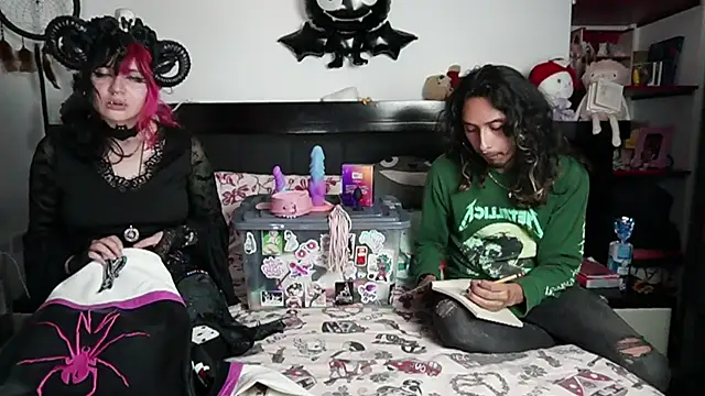 Devil And Princess online show from February 8, 2026, 2:31 am