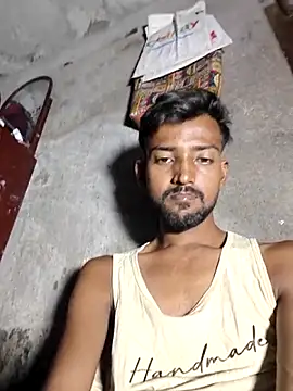 India HOT23 online show from October 14, 2025, 7:03 pm