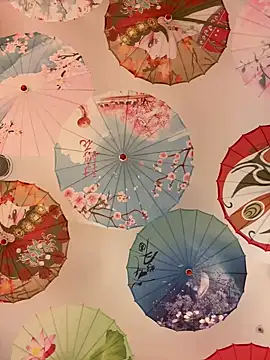 razdetta online show from March 12, 2025, 4:56 pm