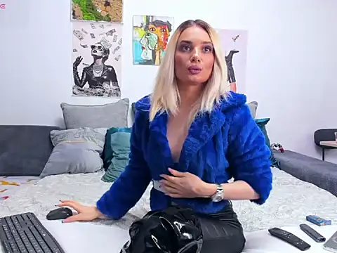 FindomGoddess1 online show from September 19, 2025, 2:10 pm