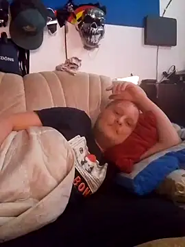 Atze202518 online show from October 19, 2025, 3:48 pm