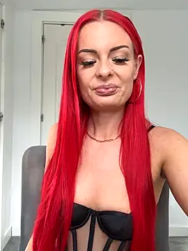 FariBanxOfficial online show from November 5, 2025, 2:09 pm