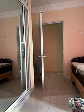 fragance21 online show from December 19, 2025, 6:54 pm