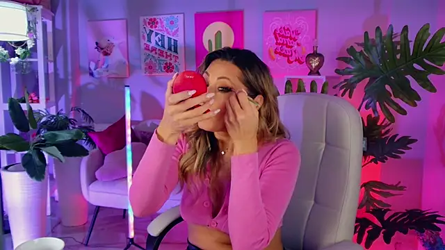 SarahAlluring online show from January 16, 2026, 12:20 pm