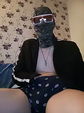 Snapshot of ThePython666 chatting on March 11, 2025, 12:22 am ThePython666 online show from March 11, 2025, 12:22 am